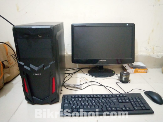 Desktop Computer With 20 inc Monitor